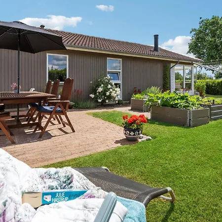 3 Bedroom In Ferienhaus Hejls